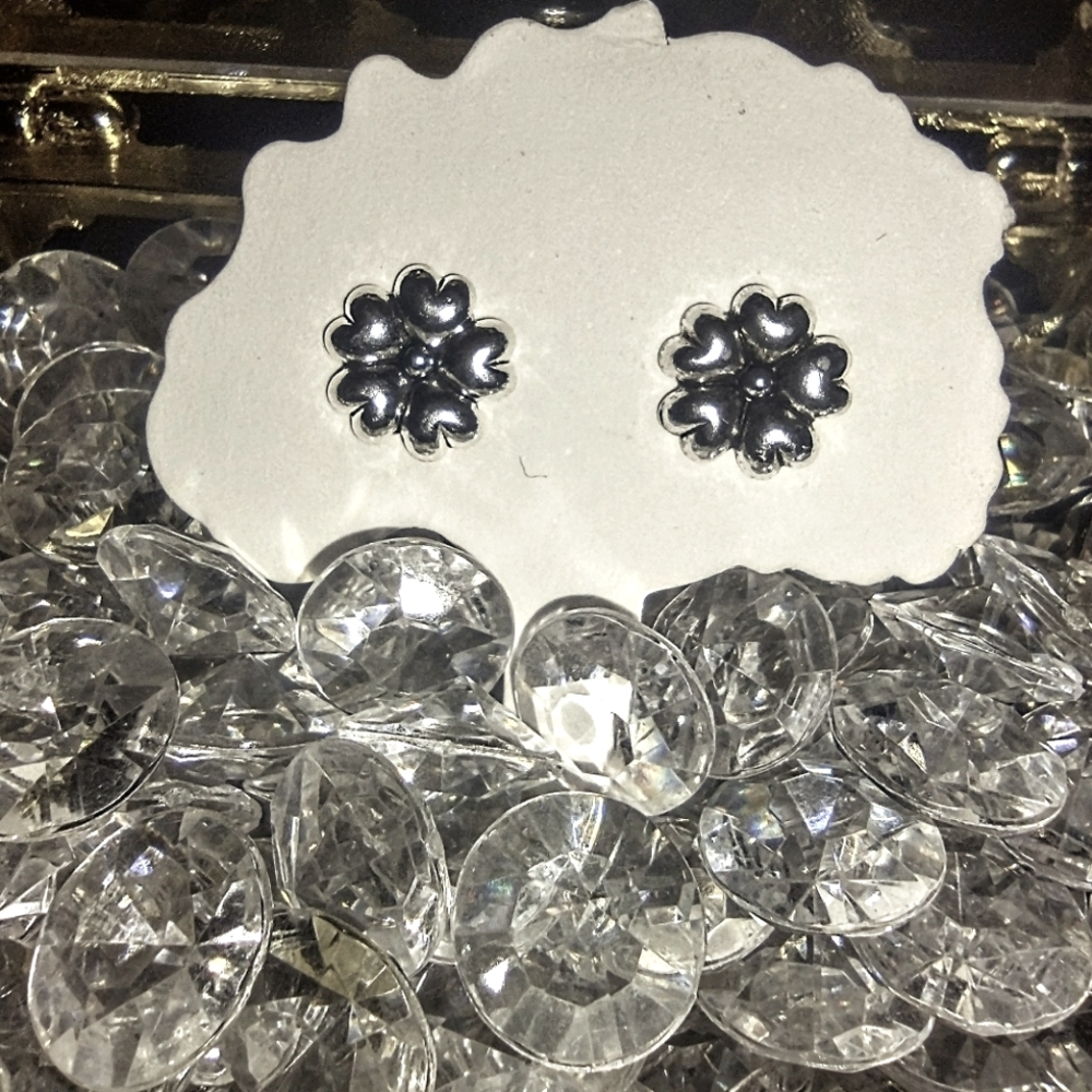 925 Sterling Silver Four Leaf Heart Stud Earrings